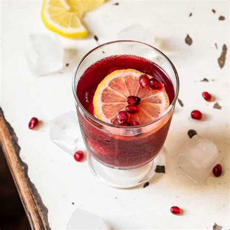 Hibiscus Pomegranate Iced Tea Easy Iced Tea Recipe