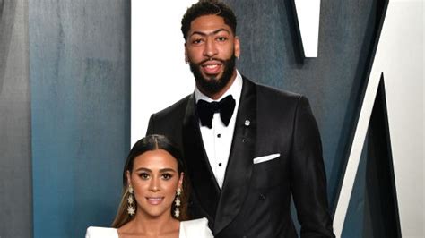 Anthony Davis Serenades His Wife With Dru Hills Never Make A Promise