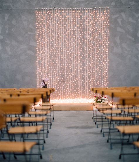 15 Ways To Decorate Your Wedding With Twinkle Lights