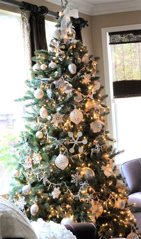 See more ideas about christmas decorations, christmas tree inspiration, trendy tree. 15 Christmas Tree Decoration Ideas that will Make Your ...