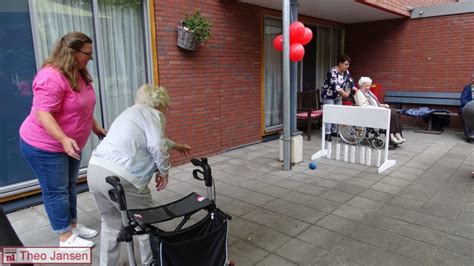 Bekijk deze lijst met de haltes die zich het dichtst bij jouw. Beweegplein Oosterwolde Velp officieel in gebruik genomen