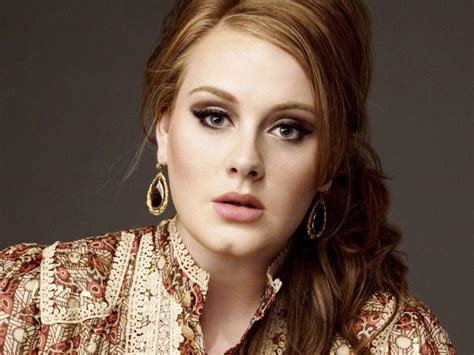 Adele Aos 28 Anos A Cantora BritÂnica Acumula PrÊmios E EstÁ