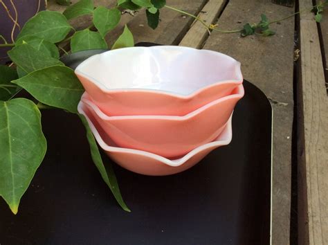 Vintage Hazel Atlas Pink Crinoline Ruffled Cereal Bowl S Etsy