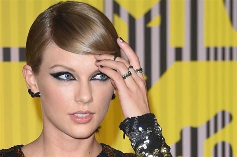 Jury Takes Taylor Swifts Side In Groping Lawsuit Daily Sabah