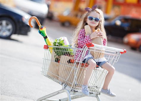 10 Tips For Surviving Grocery Shopping With Kids Grocery Shop