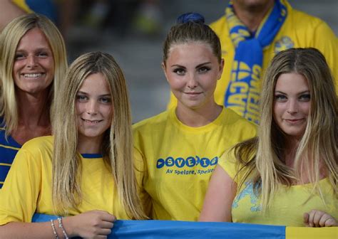 Ukraine Fans Hail Victory Against Sweden At Euro 2012