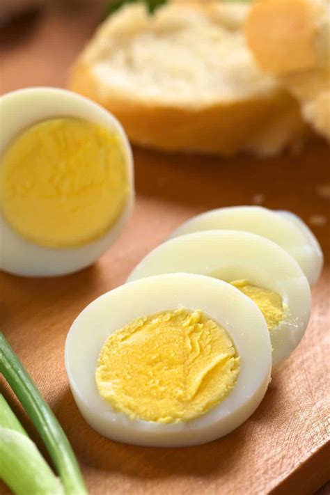 We love to keep a few on hand at all times to chop up for salads, toss with. Do Hard-Boiled Eggs Go Bad? How Long Does It Last?