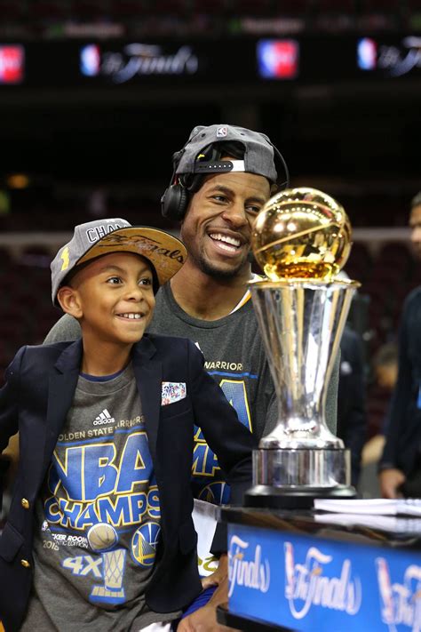 Two seasons after leaving, veteran andre iguodala has agreed to return to the golden state warriors, his agent brandon rosenthal of landmark sports confirmed to espn's adrian wojnarowski on friday. Andre Iguodala and son 2015 | Andre iguodala, Warriors ...
