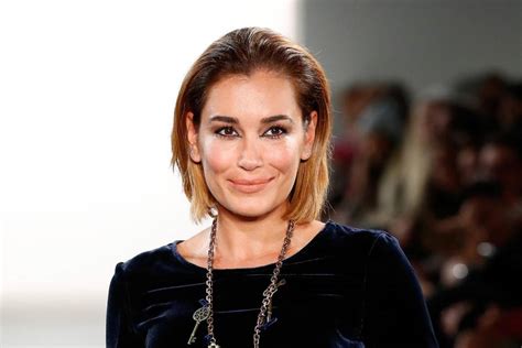 Jana ina zarrella,, is a tv show host and model. Jana Ina Zarrella: Ist die Moderatorin erneut schwanger ...