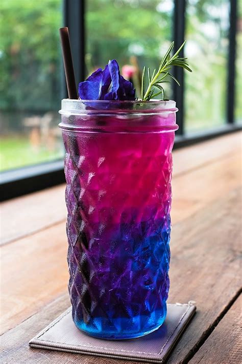 Jun 03, 2021 · rochester, n.y. Purple Rain Cocktail in 2020 | Drinks with grenadine, Gin ...