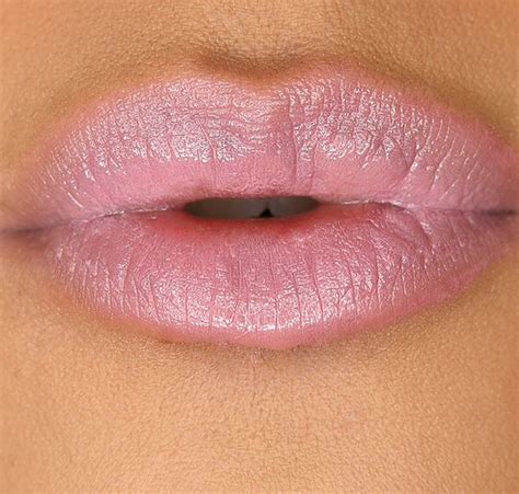 Mac Patentpolish Lip Pencil In Patentpink A Washed Out Lilac Strobe Cream Makeup Obsession