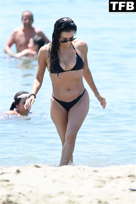 Free Eva Longoria Shows Off Her Sexy Bikini Body On The Beach In