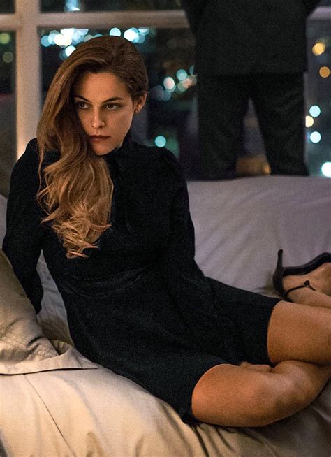 Riley Keough Naked And Having Lots Of Sex On Tv Does Her Husband Mind