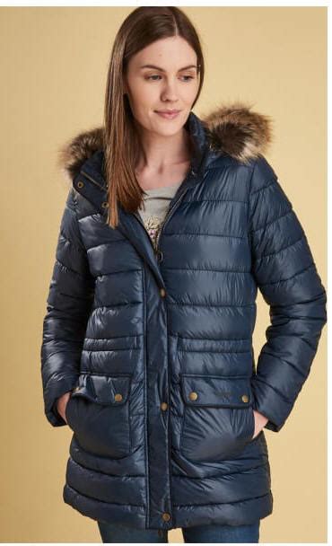 In our minds, the outdoors is something of perpetual value. Barbour Women Redpoll Quilted Jacket Navy - MQU0975NY71 ...