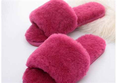 Public desire starlight fluffy slippers in pink. Wool Lining Womens Fluffy Slippers , Pink Warm Fuzzy ...