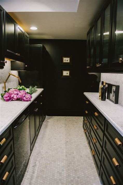 We have got some ideas for your kitchen remodel dark cabinets included for you to take a look at and get inspired into deciding exactly what you want and need for your new kitchen. 53 Stylish Black Kitchen Designs - Decoholic