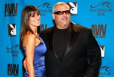 Hulk Hogans Alleged Sex Tape Partner Is Upset Ny Daily News