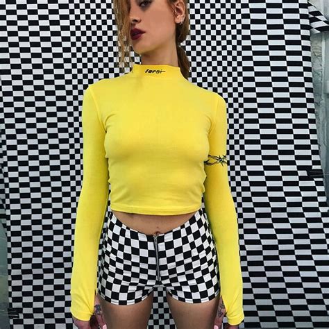 Muzeal Yellow Crop Top Long Sleeve Woman Sexy Cropped T Shirts Elastic