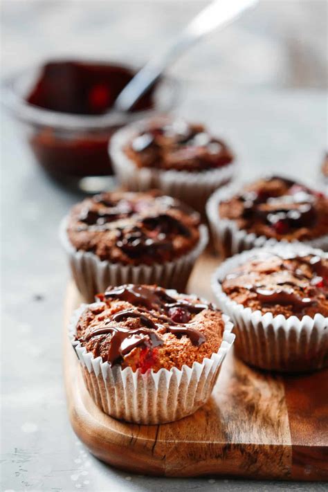 Cranberry muffins with walnut crumb topping. Almond Flour Cranberry Muffins (Low-carb, Glutne-free & Paleo)