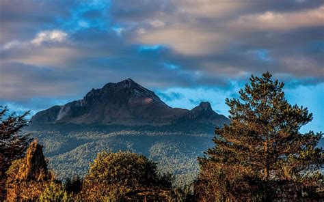 There are 5 moderate trails in tlaxcala ranging from 4.2 to 6.3 km and from 2,273 to 3,125 meters above sea level. Tlaxcala | México Desconocido
