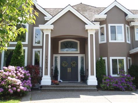 Stucco or render is a construction material made of aggregates, a binder, and water. Exterior House Paint Ideas Stucco Roomaloo Pertaining To ...