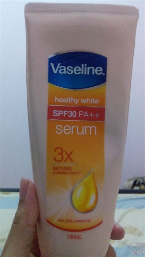 Ignore the name—they call it a serum, but this is no silky, thin liquid. Wira Suwirman: Vaseline Healthy White SPF 30 PA++ Serum Review