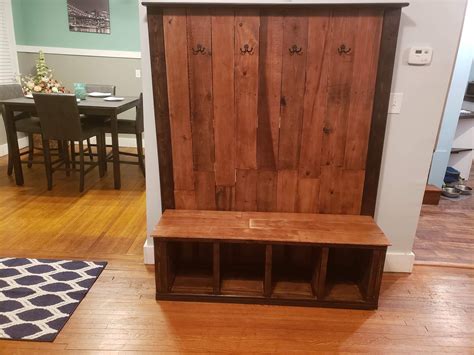 Entryway Benchcoat Hanger Made Out Of Reclaimed Wood
