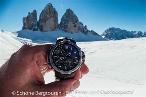 In addition to its fast & precise sensors for taking bearing, altitude, and barometric pressure readings, it's also capable of alerting the wearer to significant changes in barometric pressure by an alarm and a unique indicator on the digital display. Testbericht - PRO TREK PRW-6000 Multifunktionsuhr ...