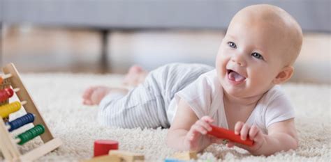 Las Etapas En La Evolución Del Bebé Hasta Su Primer Año De Vida