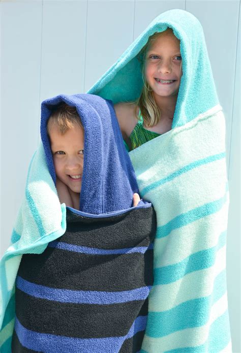Bluey Bingo Hooded Poncho Beach Towel Kids Swimming Bath 54 Off