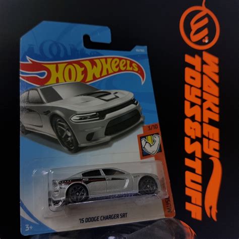 Hot Wheels MUSCLE MANIA 15 DODGE CHARGER SRT Hobbies Toys Toys