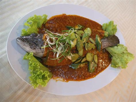 Kfc drive thru (368 m), tung yuen chinese restaurant (1 km), nando's (1 km), sushi king sacc mall (1 km), pizza hut tesco seksyen 13 shah alam (1 km). PHOTOS SAYS Top 10 Halal Restaurants To Satisfy Your ...
