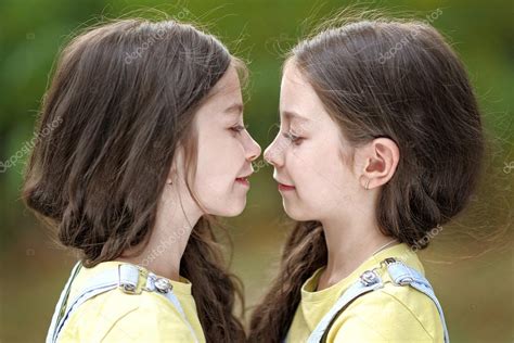 Young Girls Kisses Telegraph