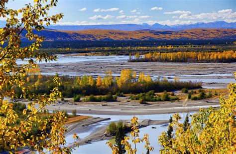 Alaska River In Autumn Hd Wallpaper Background Image 2048x1338