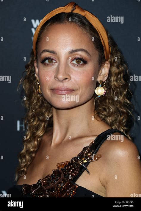 Beverly Hills Los Angeles Ca Usa November 15 Nicole Richie At The