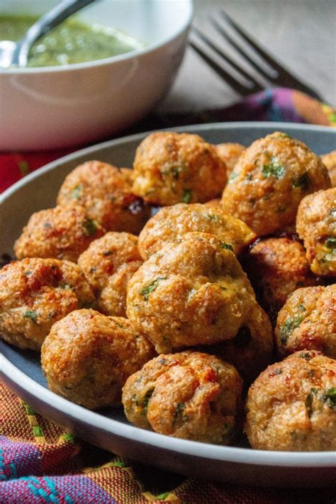 Before laying down the uncooked meatballs in a pan, cover the pan with a tin foil first for easy cleanup. Keto Chicken Meatballs | Recipe | Ground chicken recipes ...