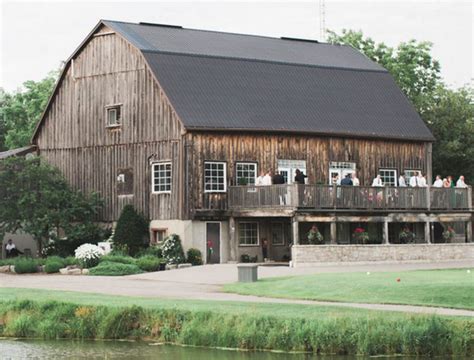 Was your favorite barn or wedding venue on our list? Venues For A Barn Wedding In Hamilton (Ontario) | TWELVESKIP