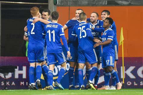 Below you find a lot of statistics for this. Piast Gliwice wygrywa w Ekstraklasie! | naszaliga.pl