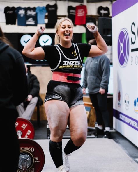 “we can be strong and powerful feminine and beautiful” women and weightlifting laptrinhx news