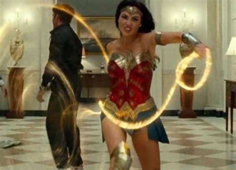 Wonder Woman 84 Trailer Drops And It S Wonderful Reel 360 News