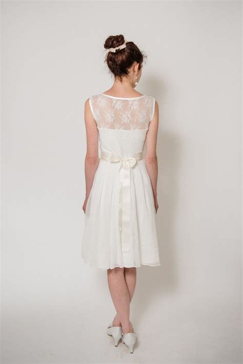 Dieses lange leinenkleid kann schöne alternative boho brautkleid in weißer farbe oder spezielle. Brautkleider - kurzes Brautkleid "Little Fairy" mit ...