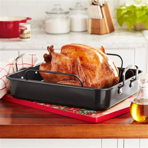 Roasting turkey drumsticks has never been easier or more delicious! Ree Drummond Recipes Baked Turkey - Eating Meat-Free When ...