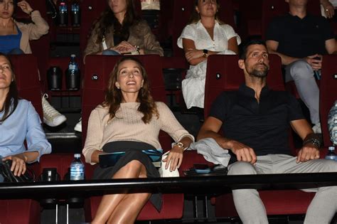 Novak Okovi I Jelena Zasenili Sve Pojavili Se Na Crvenom Tepihu On