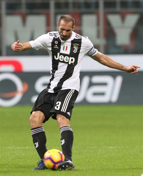 Giorgio chiellini (born august 14, 1984) is a professional football player who competes for italy in world cup soccer. Giorgio Chiellini - Giorgio Chiellini Photos - AC Milan v Juventus - Serie A - Zimbio