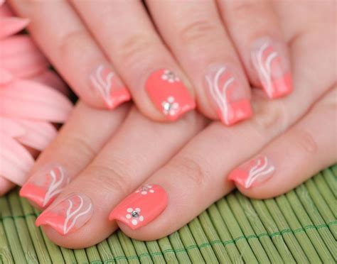 Nice Simple Flower Nail Designs Make For The Ideal Girly Result