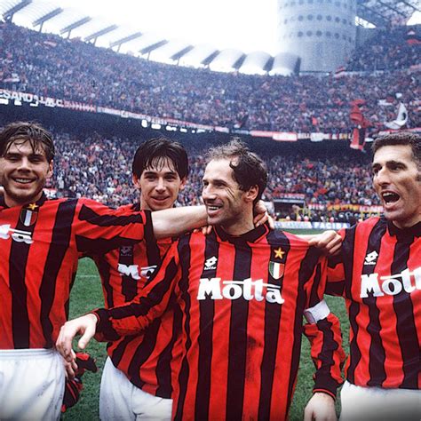 Welcome to ac milan official facebook page! Milan 1993-94 Retro Football Shirt | Retro Football Club