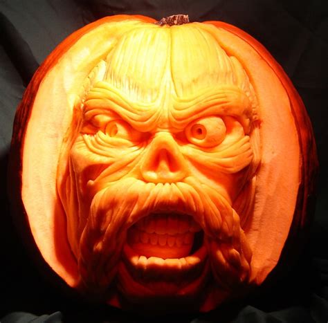 How To Make An Extreme Pumpkin Carving