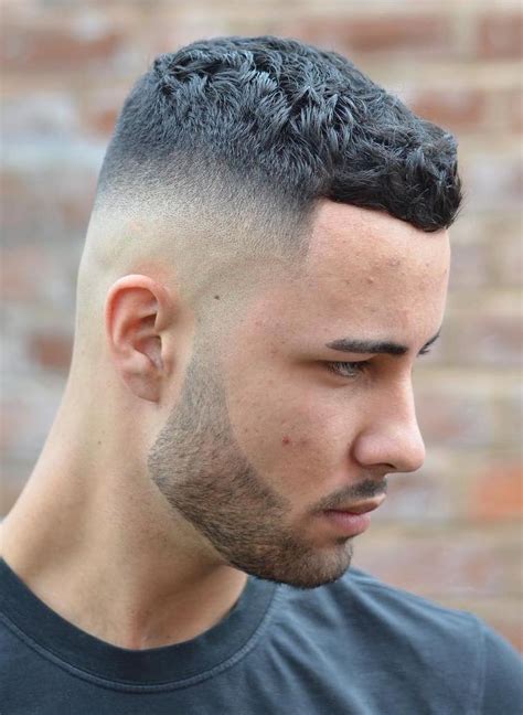Coiffure homme noir 2020 coiffure et esthetique coiffure homme. 130 Dégradés pour les hommes
