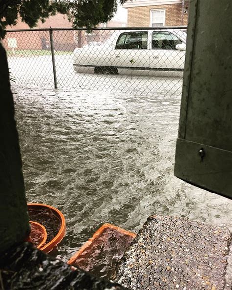 Tampa Bay Waters Get Sucked Backward Ahead Of Hurricane Irma Abc7 Los