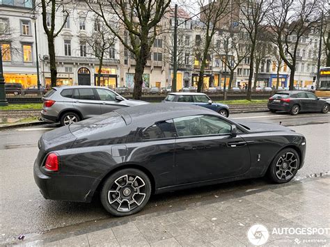 This special edition wraith is supposed to be a little sportier and edgier, the type of rolls that will draw. Rolls-Royce Wraith Black Badge - 11 maart 2020 - Autogespot